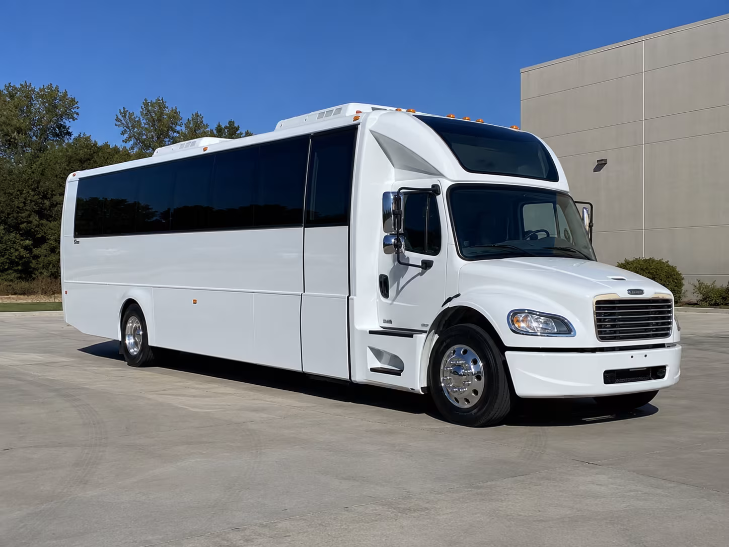 brockton 28 passenger party bus