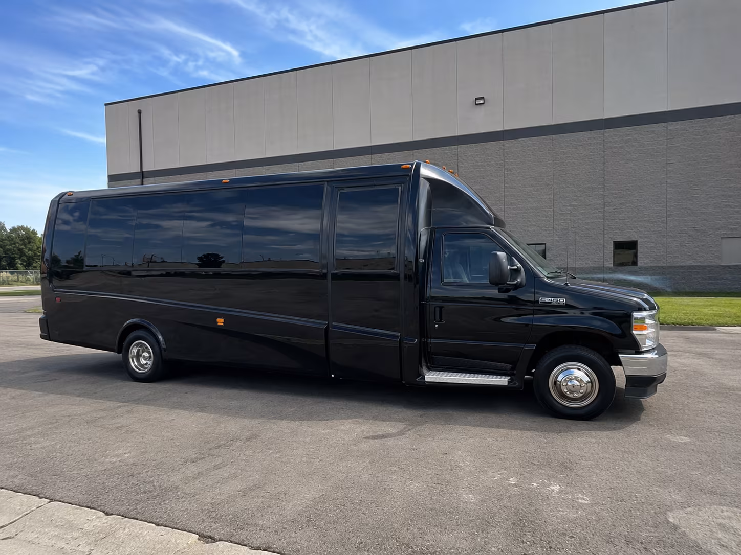 charter buses to xfinity center shows from brockton