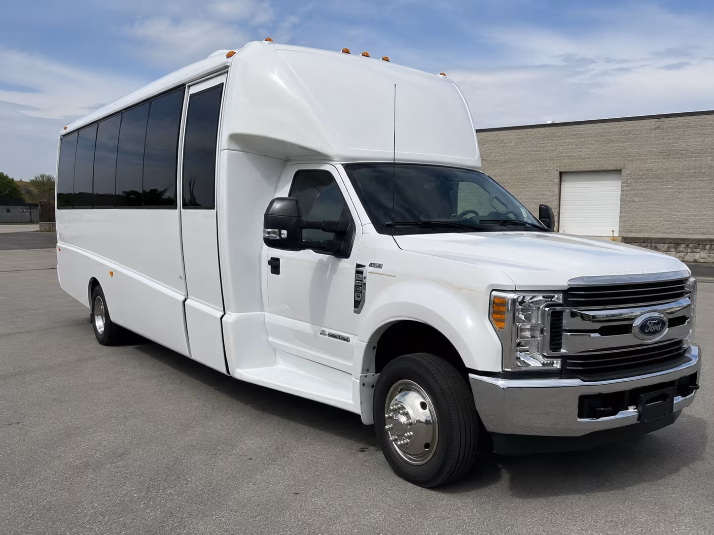 field trip buses to the fuller craft museum and brockton art scene
